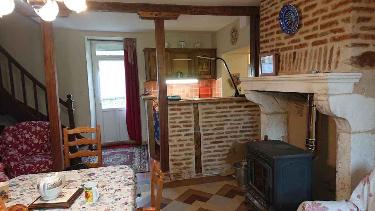 Le Gite Du Herisson, Gite De Charme Et De Confort Le Menoux Esterno foto